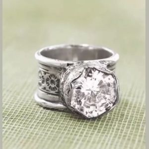 Silpada Ring Queen for a Day